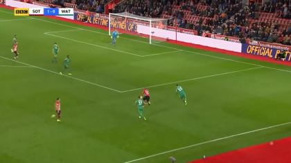 Sistemul VAR va revolutiona si fotbalul englez: s-a decis ca incepand cu urmatorul sezon, ajutorul video pentru arbitri va fi introdus si in Premier League Sistemul VAR va revolutiona si fotbalul englez: s-a decis ca incepand cu urmatorul sezon, ajutorul video pentru arbitri va fi introdus si in Premier League