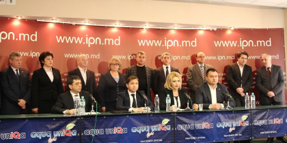 Dezvaluiri din Parlament: sumele de bani pentru care ar fi fost cumparati deputatii transfugi - ZdG.md Dezvaluiri din Parlament: sumele de bani pentru care ar fi fost cumparati deputatii transfugi - ZdG.md