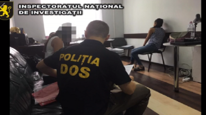 Peste 600 de moldoveni, trimisi ilegal la munca in Israel. Schema pusa la cale de trei persoane, printre care si un fost politist. Ce au gasit oamenii legii la domiciliile lor - VIDEO Peste 600 de moldoveni, trimisi ilegal la munca in Israel. Schema pusa la cale de trei persoane, printre care si un fost politist. Ce au gasit oamenii legii la domiciliile lor - VIDEO