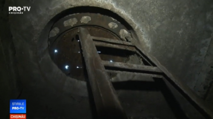 Termoelectrica va suda capacul la gura de canalizare in care se adaposteste cuplul din Nisporeni, ramas fara acte: "E o teava magistrala si presiunea este foarta inalta. Ei isi pun viata in pericol" Termoelectrica va suda capacul la gura de canalizare in care se adaposteste cuplul din Nisporeni, ramas fara acte: "E o teava magistrala si presiunea este foarta inalta. Ei isi pun viata in pericol"