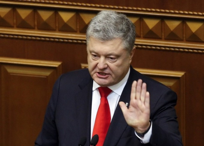 Porosenko sustine ca Putin nu-i raspunde la telefoane, dupa capturarea marinarilor ucraineni