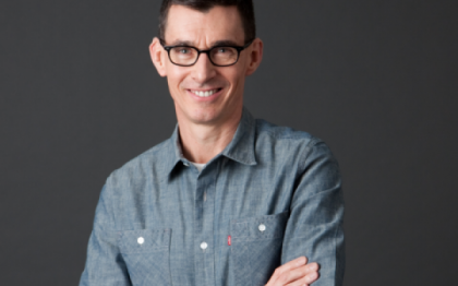 CEO-ul Levi\'s, Chip Bergh, le recomanda clientilor sa nu-si spele blugii. Ce alternativa inedita ofera CEO-ul Levi\'s, Chip Bergh, le recomanda clientilor sa nu-si spele blugii. Ce alternativa inedita ofera