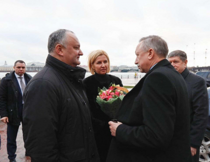 Igor Dodon a avut o intrevedere cu guvernatorul orasului Sankt-Petersburg. Despre ce au discutat cei doi - FOTO Igor Dodon a avut o intrevedere cu guvernatorul orasului Sankt-Petersburg. Despre ce au discutat cei doi - FOTO