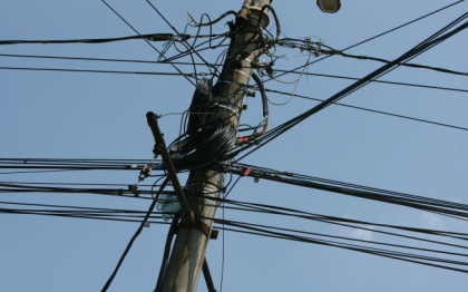 Un inginer de la Fenosa, condamnat la puscarie, dupa ce un barbat din Ceadir-Lunga a murit electrocutat: pastea oile si s-a atins de un fir de electricitate care atarna langa un pilon