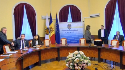 URMARESTE LIVE. Sedinta saptamanala a serviciilor primariei Chisinau din 10 decembrie 2018 URMARESTE LIVE. Sedinta saptamanala a serviciilor primariei Chisinau din 10 decembrie 2018