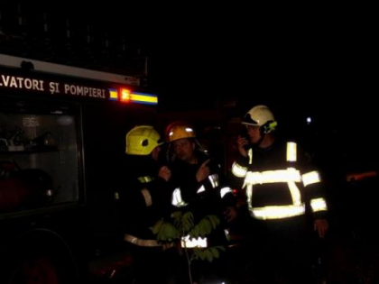 Un barbat din capitala s-a stins, dupa ce aparatamentul sau a fost cuprins de flacari - FOTO Un barbat din capitala s-a stins, dupa ce aparatamentul sau a fost cuprins de flacari - FOTO