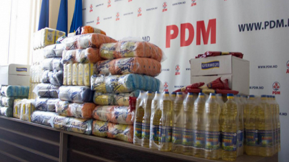 Cei de la PAS au depus doua sesizari la Procuratura pe numele membrilor PD: "Dau pomeni electorale alegatorilor"  - FOTO