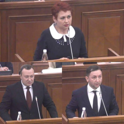 Gurin, Resetnicov si Apolschii - judecatori la Curtea Constitutionala: au depus, astazi, in plenul Parlamentului, juramantul de investire in functie - FOTO