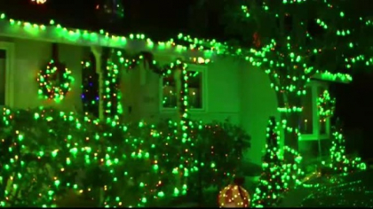 Un american a muncit 40 de ani la decoratiunile de Craciun de pe casa. Ce a rezultat