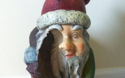 Sculptura ciudata gasita intr-un pitic de gradina. Care ar fi explicatia din spatele descoperirii Sculptura ciudata gasita intr-un pitic de gradina. Care ar fi explicatia din spatele descoperirii