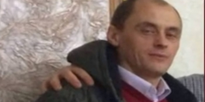 Familia barbatului din Causeni, care a decedat acum trei luni in urma unui accident tragic in Italia a primit ajutor financiar de la Guvern. Sotia care are grija singura acum de cei trei copii spune ca-i este de mare ajutor - VIDEO Familia barbatului din Causeni, care a decedat acum trei luni in urma unui accident tragic in Italia a primit ajutor financiar de la Guvern. Sotia care are grija singura acum de cei trei copii spune ca-i este de mare ajutor - VIDEO