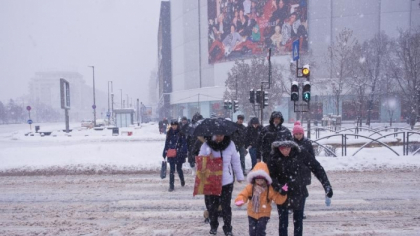 Precipitatii sub forma de ninsori si minime de pana la -3 grade Celsius. Cum va fi vremea de Craciun. Prognoza meteo- FOTO