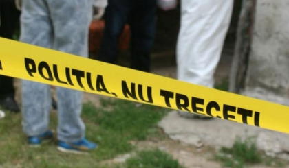 Un barbat din Basarabeasca a ajuns la spital, dupa ce a stat cu un vecin la masa de sarbatoare, iar acesta l-a lovit cu toporul. Cum s-a intamplat totul