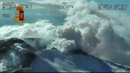 Peste 1.000 de cutremure in sudul Italiei, dupa ce vulcanul Etna a erupt