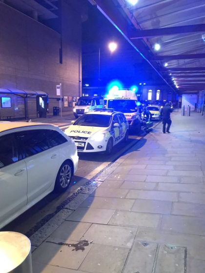 Atac intr-o statie feroviara din Manchester. Atacatorul a strigat "Allah"