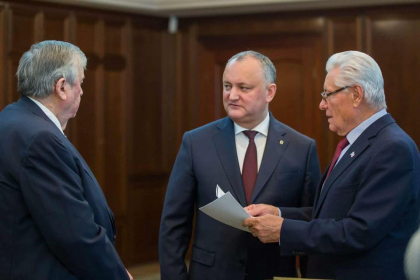 Dodon a invitat toti fostii sefi de stat ai Republicii Moldova sa vada sediul Presedintiei, renovat de turci - GALERIE FOTO