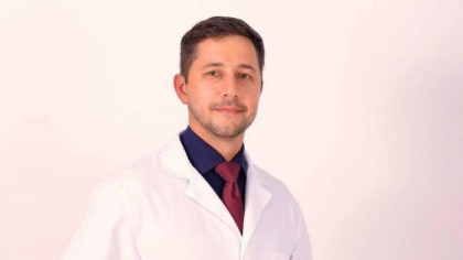 Medicul Vadim Scarlat, invinuit in dosarul mitei pentru judecatori, si-a recunoscut vina si a fost eliberat din arest Medicul Vadim Scarlat, invinuit in dosarul mitei pentru judecatori, si-a recunoscut vina si a fost eliberat din arest