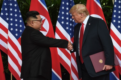 CNN: Trump i-a trimis o scrisoare lui Kim Jong-Un. Ce i-ar fi cerut