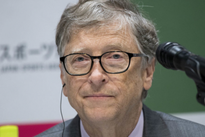 Fotografia cu Bill Gates care face furori pe internet. Cum a fost surprins miliardarul Fotografia cu Bill Gates care face furori pe internet. Cum a fost surprins miliardarul