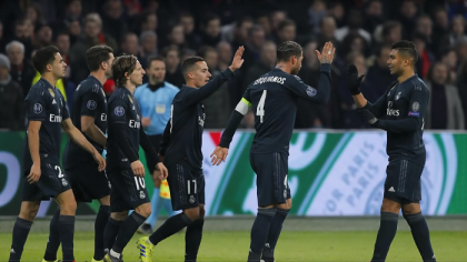 Real Madrid a obtinut o victorie chinuita in fata la Ajax. In deplasarea din Olanda, galacticii au avut emotii mari in privinta victoriei - VIDEO Real Madrid a obtinut o victorie chinuita in fata la Ajax. In deplasarea din Olanda, galacticii au avut emotii mari in privinta victoriei - VIDEO