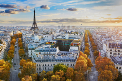 Cartier din Paris, evacuat. Ce s-a descoperit intre blocuri Cartier din Paris, evacuat. Ce s-a descoperit intre blocuri