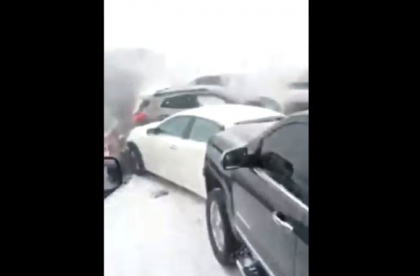 Haos pe o autostrada din Missouri. 47 de masini s-au ciocnit violent - VIDEO