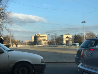 Autobuzele au disparut din PMAN. "Expozitia" s-a terminat inainte de vreme, dupa ce ieri a fost semnat contractul. Ce spun autoritatile