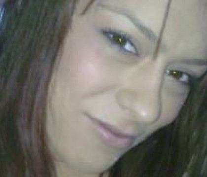 A fost arestata pe loc dupa ce si-a facut un "selfie". Detaliul macabru din poza A fost arestata pe loc dupa ce si-a facut un "selfie". Detaliul macabru din poza