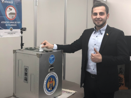 Cine este primul moldovean care a votat astazi, la alegerile parlamentare Cine este primul moldovean care a votat astazi, la alegerile parlamentare