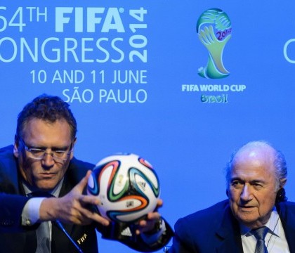 Cum arata Brazuca, balonul oficial al Cupei Mondiale din Brazilia 2014: FOTO Cum arata Brazuca, balonul oficial al Cupei Mondiale din Brazilia 2014: FOTO