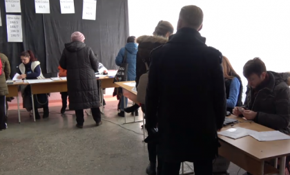 Maia Sandu si-a exercitat dreptul la vot: "Sa facem ordine in aceasta societate" - FOTO