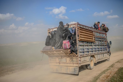 Cadavre decapitate ale fostelor sclave sexuale, lasate in urma de jihadisti Cadavre decapitate ale fostelor sclave sexuale, lasate in urma de jihadisti