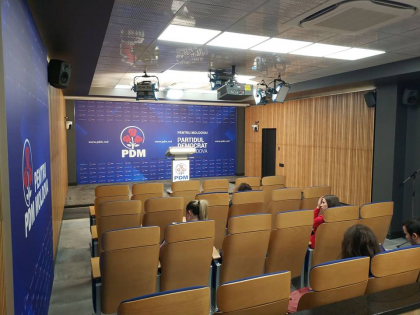 Vlad Plahotniuc: "PD este gata sa inceapa negocierile cu partidele si independentii care trec in Parlament. Haideti sa lasam supararile" - VIDEO Vlad Plahotniuc: "PD este gata sa inceapa negocierile cu partidele si independentii care trec in Parlament. Haideti sa lasam supararile" - VIDEO