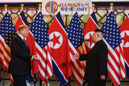 A inceput al 2-lea summit Kim-Trump. "Esti un lider grozav. Prevad un viitor extraordinar" A inceput al 2-lea summit Kim-Trump. "Esti un lider grozav. Prevad un viitor extraordinar"