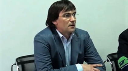 Fostul administrator al retelei de benzinarii "Tirex-Petrol", invinuit de conexiuni cu Platon, a fost eliberat din arest preventiv dupa 12 luni Fostul administrator al retelei de benzinarii "Tirex-Petrol", invinuit de conexiuni cu Platon, a fost eliberat din arest preventiv dupa 12 luni