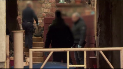 Un barbat din Germania a comis o crima DUPA ce s-a sinucis. Cum a fost posibil Un barbat din Germania a comis o crima DUPA ce s-a sinucis. Cum a fost posibil