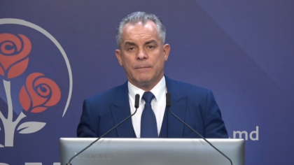 Vlad Plahotniuc spune ca blocul ACUM, neacceptand invitatia PD de a face alianta, blocheaza formarea unei majoritati parlamentare. Democratul si-a combinat discursul: acuzatii+promisiuni