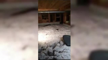 Furtuni violente in California. Un beci a fost umplut cu 50 de cm de gheata