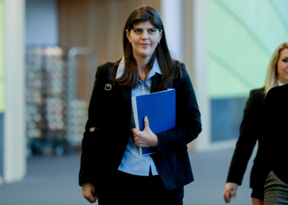 Presa internationala, despre noul dosar al lui Kovesi: "Erou la Bruxelles, demonizata la Bucuresti" Presa internationala, despre noul dosar al lui Kovesi: "Erou la Bruxelles, demonizata la Bucuresti"