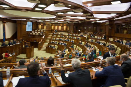Sedinta de constituire a Parlamentului va fi prezidata de Eduard Smirnov