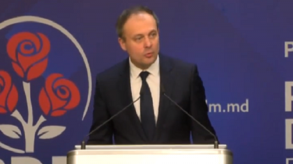 Andrian Candu: "Am fi fost dispusi sa oferim blocului ACUM conducerea viitorului guvern, inclusiv functia de prim-ministru" - VIDEO Andrian Candu: "Am fi fost dispusi sa oferim blocului ACUM conducerea viitorului guvern, inclusiv functia de prim-ministru" - VIDEO