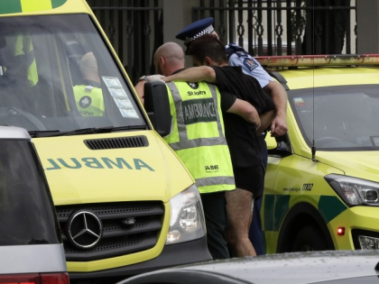 Atac armat in Noua Zeelanda, la doua moschei: 49 morti. Momentul in care criminalul e arestat - VIDEO/GALERIE FOTO Atac armat in Noua Zeelanda, la doua moschei: 49 morti. Momentul in care criminalul e arestat - VIDEO/GALERIE FOTO