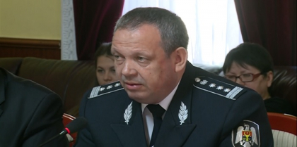 Doritorii sa vada meciul Moldova-Franta, indemnati sa mearga la stadion cu trei ore mai devreme. Seful politiei capitalei le spune spectatorilor sa-si lase masinile acasa si sa vina cu transportul public