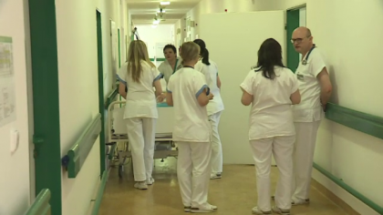 Scandal in Cehia dupa ce mancarea de la cantina unui spital a imbolnavit 46 de oameni