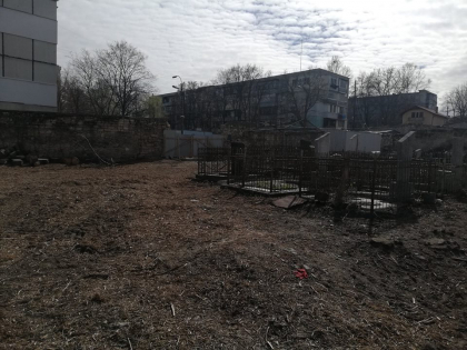 Imagini ca dupa razboi in cimitirul evreiesc din capitala. Sute de pietre funerare au fost distruse - GALERIE FOTO