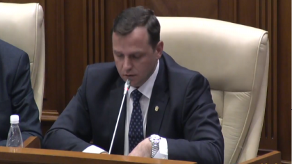 Cine sunt liderii celor trei fractiuni create in parlament. Blocul ACUM inca nu a luat o decizie