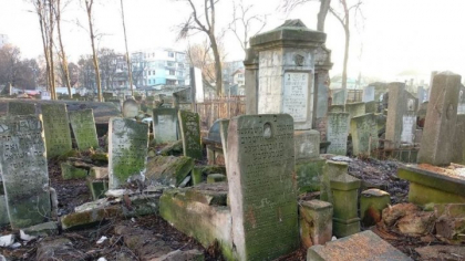 Ministerul Educatiei, Culturii si Cercetarii, despre cimitirul evreiesc: "Pentru reabilitarea acestuia au fost alocate 10 000 000 de lei pentru anul 2019" - FOTO