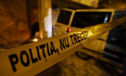 Doua masini s-au ciocnit violent in Greblesti, Straseni. Sase persoane transportate la spital Doua masini s-au ciocnit violent in Greblesti, Straseni. Sase persoane transportate la spital