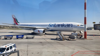 Un avion cu 200 de pasageri la bord a aterizat de urgenta pe Aeroportul Otopeni Un avion cu 200 de pasageri la bord a aterizat de urgenta pe Aeroportul Otopeni