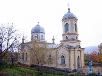 Peste 120 de mii de lei, furati din 3 biserici din raionul Sangerei. Doi minori au fost prinsi chiar in timp ce vroiau sa patrunda intr-o alta biserica din Chiscareni Peste 120 de mii de lei, furati din 3 biserici din raionul Sangerei. Doi minori au fost prinsi chiar in timp ce vroiau sa patrunda intr-o alta biserica din Chiscareni